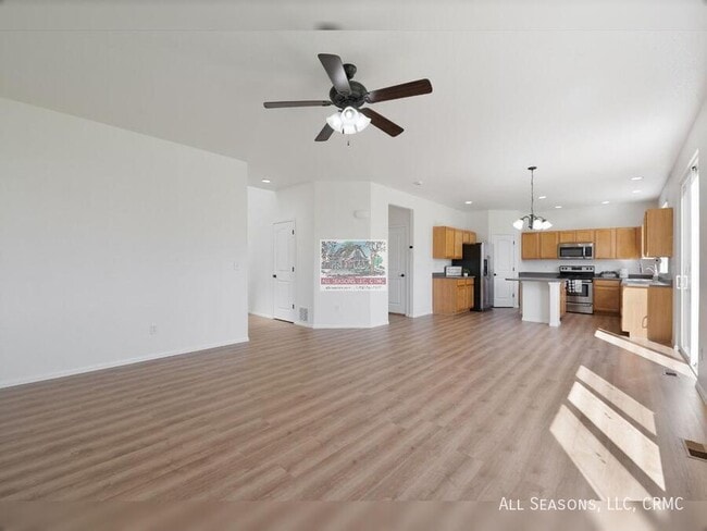 Building Photo - 4637 Dancing Light Way