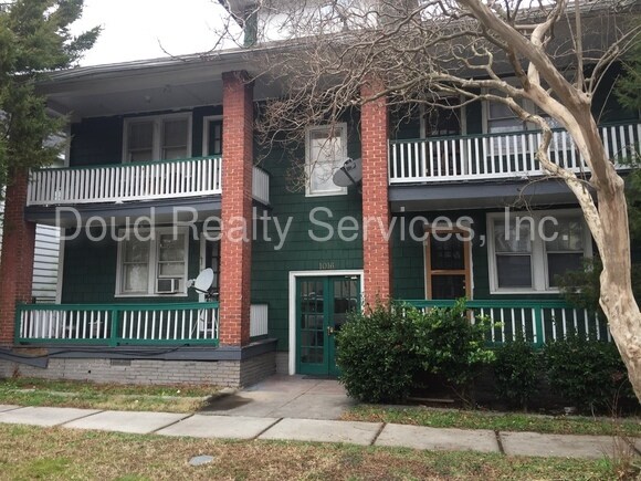 Primary Photo - 1016 Anderson St