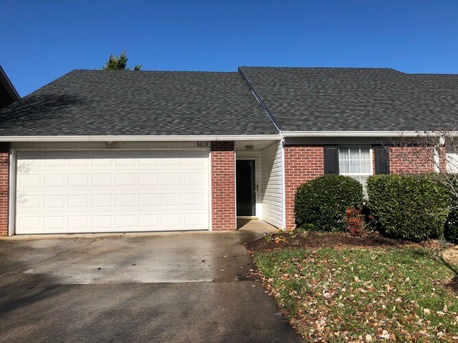 Foto principal - 8619 Bristol Bay Way
