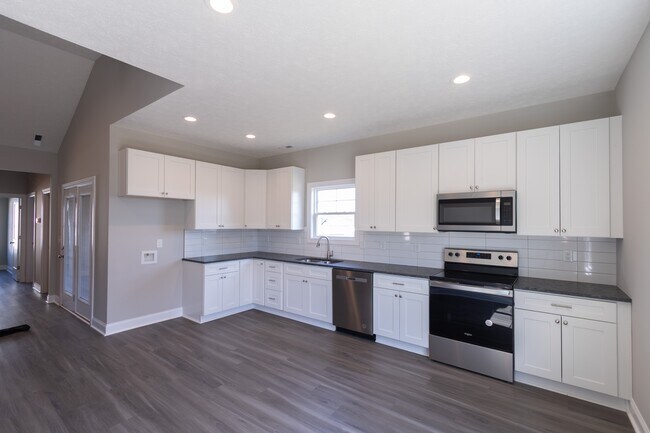 Building Photo - 3054 Gunsmoke Trail Way