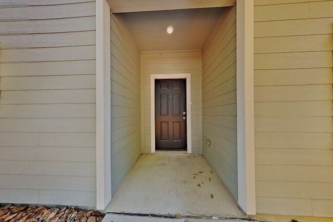 Building Photo - 10913 Quinn Ct