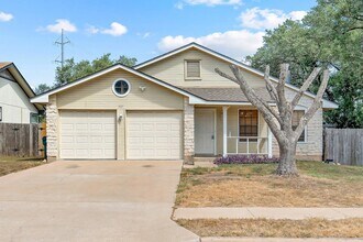 Building Photo - 607 Russet Valley Dr