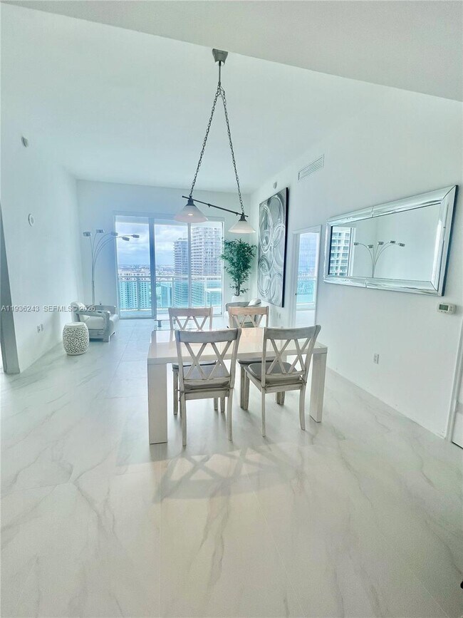 Foto del edificio - 951 Brickell Ave