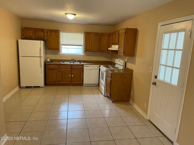 Foto del edificio - 521 Talbot Ave