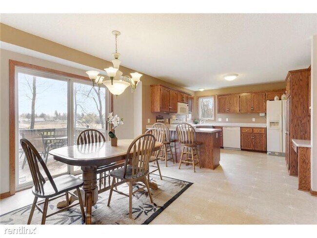 Building Photo - 4 br, 4 bath House - 22093 Ethan Ct