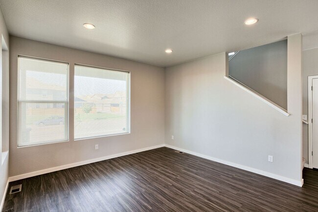 Foto del edificio - Beautiful 3 Bedroom Townhome in Mosaic