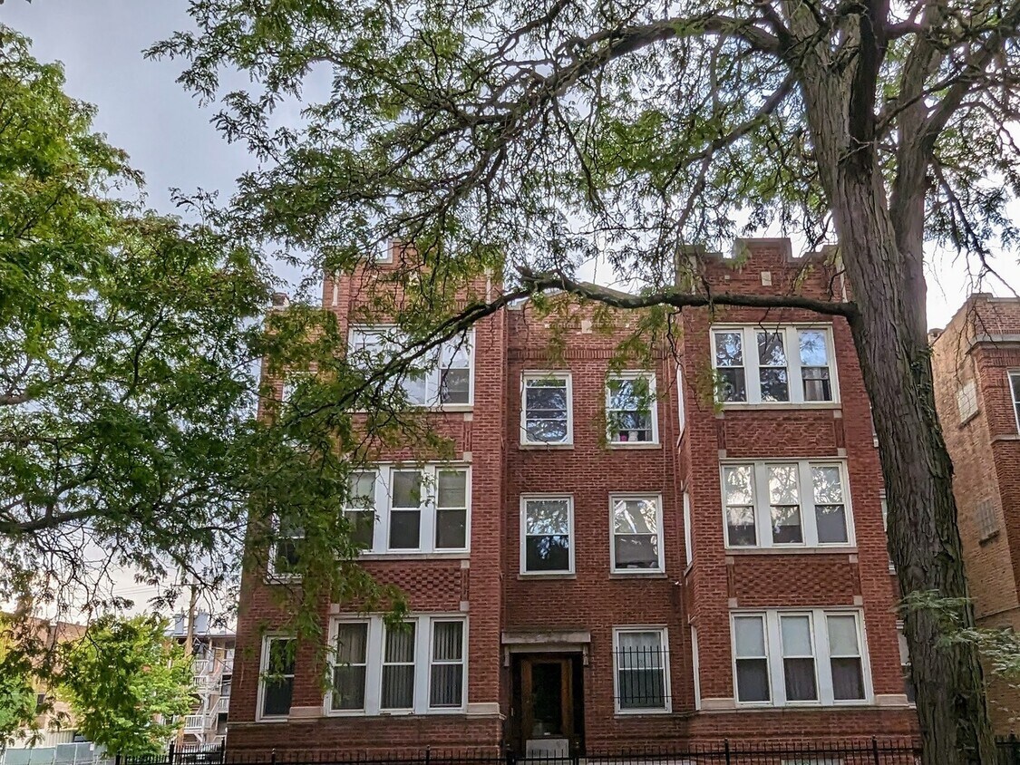 6730 S Ridgeland Ave Unit 3RDFL, Chicago, IL 60649 Condo for Rent in