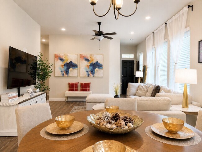 Foto del edificio - 7363 Lake Arrowhead Ln