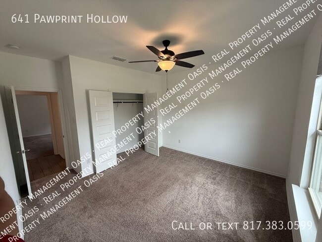 Building Photo - 641 Pawprint Holw