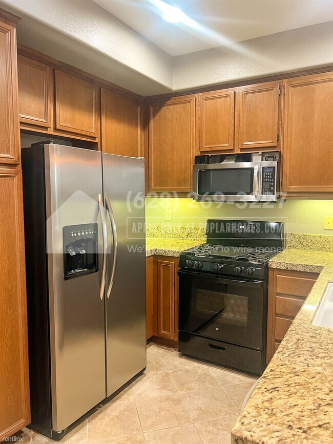 Foto del edificio - 3 br, 2.5 bath House - 35788 Breda Ave -