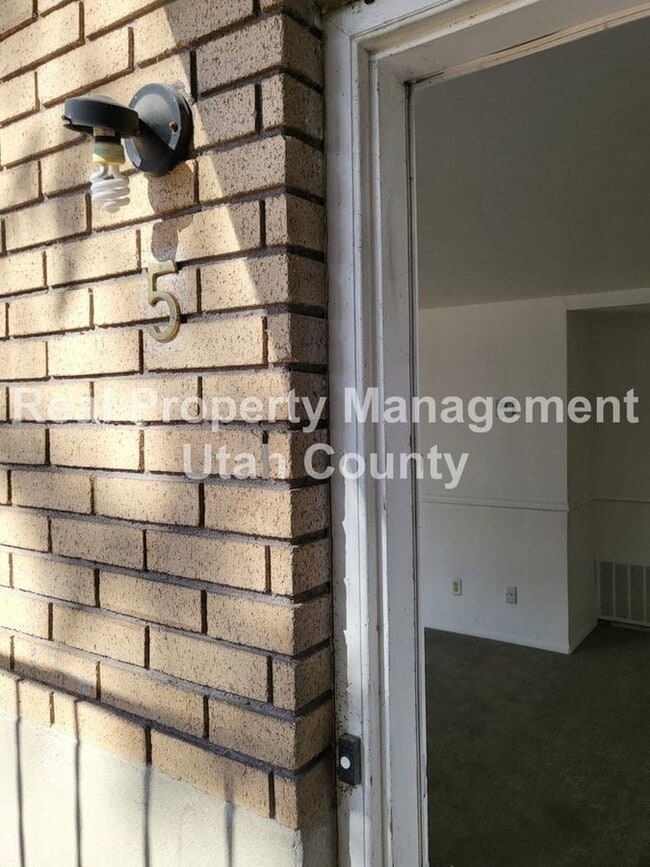 Foto del edificio - 1146 W 100 N