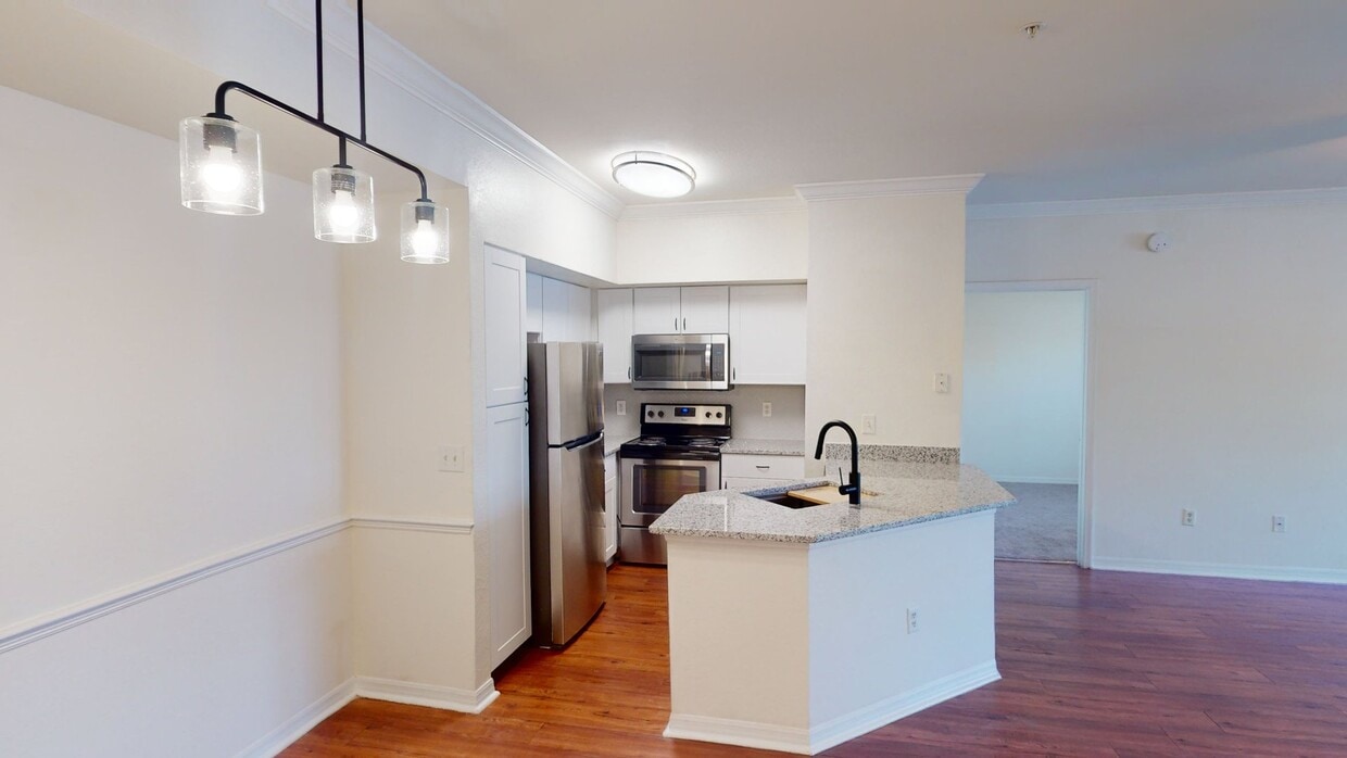 Photo - Ashton at Waterford Lakes Apartments