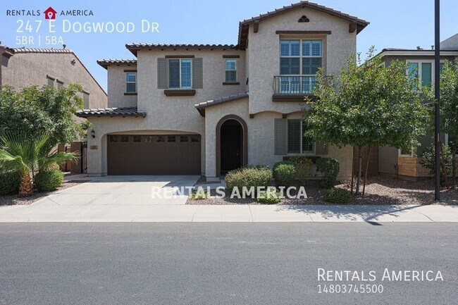 Building Photo - Beautiful 5 Bedroom/4.5 Bath Home in Chand...