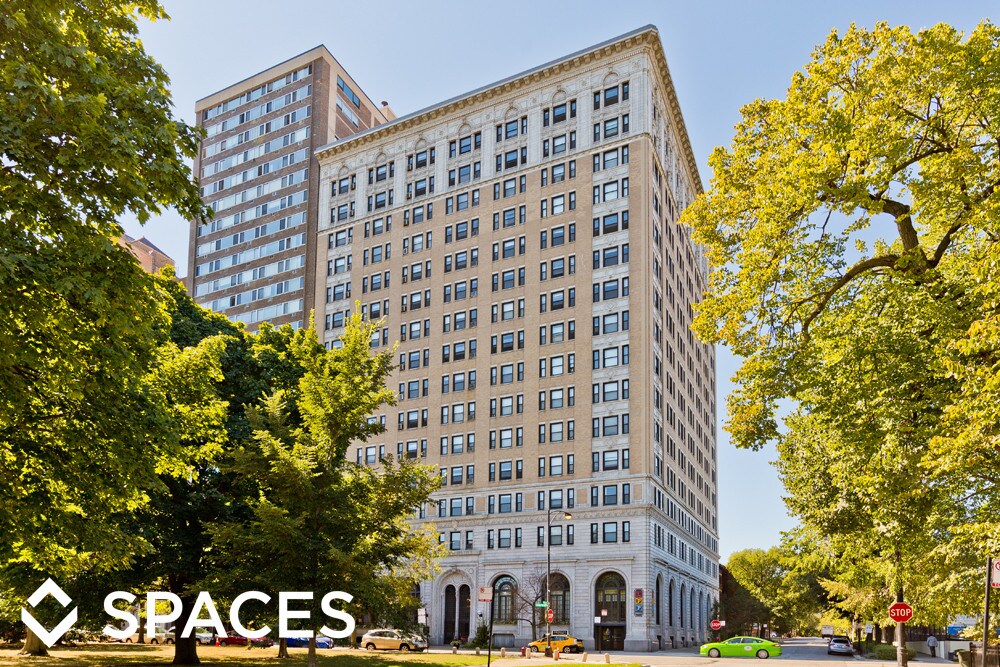 Primary Photo - 2150 N Lincoln Park W