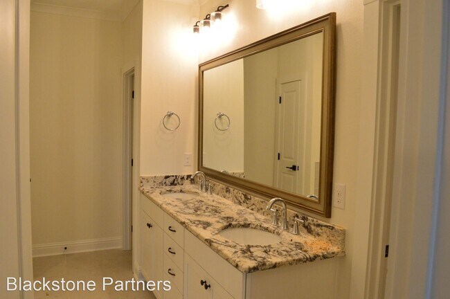 Foto del edificio - 3 br, 2 bath House - 15032 Shenandoah View CT