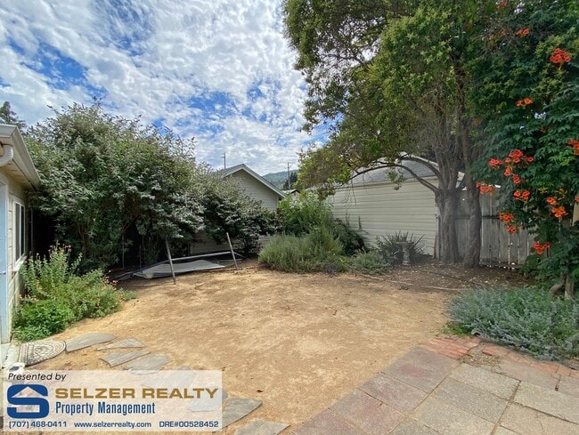 Building Photo - Charming & well-equipped 2 bd. home on Uki...