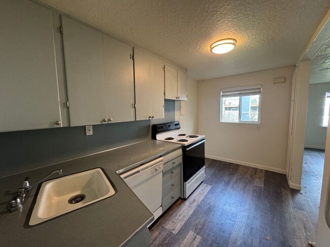 Foto del edificio - Luradel Duplex