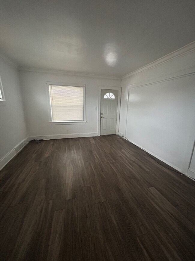 Foto del edificio - 4067 E 143rd St