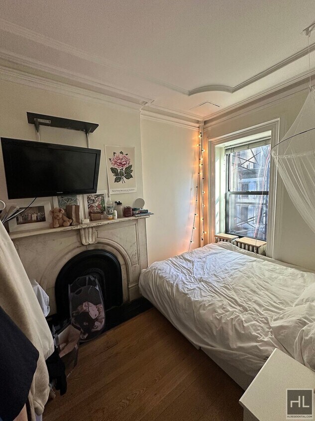 EAST 52 STREET Room for Rent in New York, NY