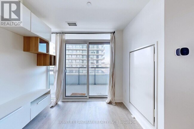 Photo du bâtiment - 65 Annie Craig Dr