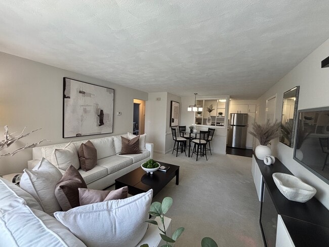 Foto del edificio - Sovereign & Saxony Apartments