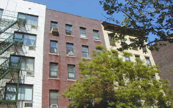 Foto principal - 521B E 85th St
