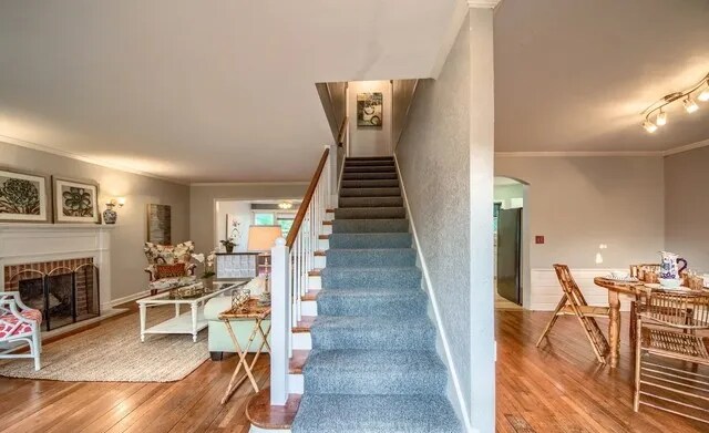 Photo - 254 Quentin Dr House