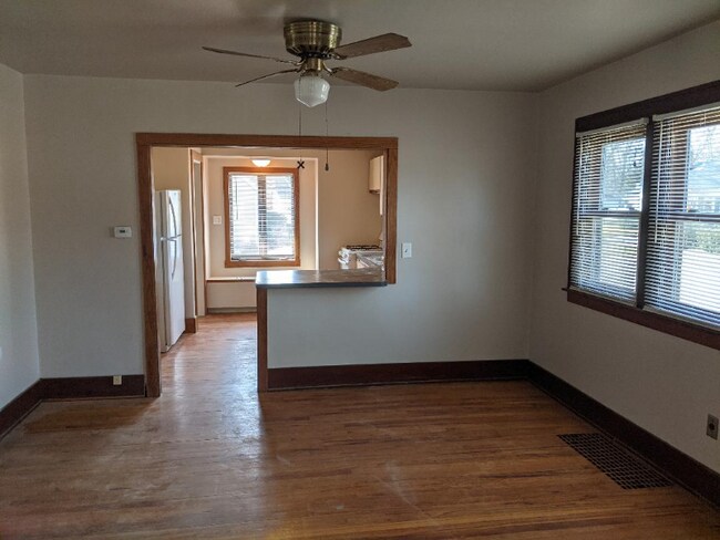 Building Photo - 3227 Osler Ct