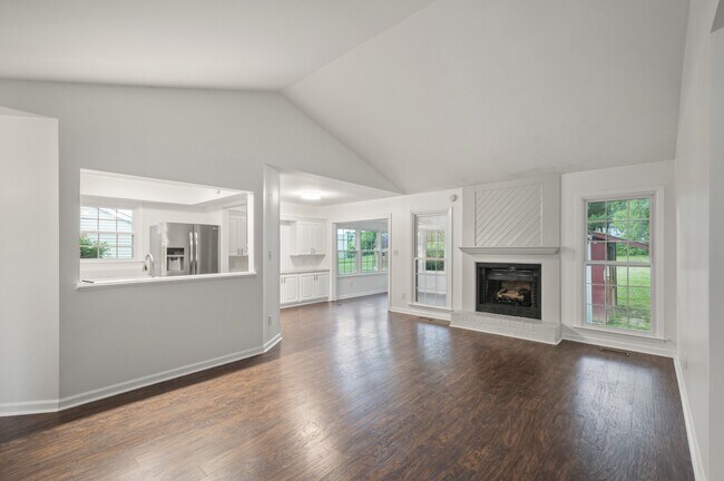 Foto del edificio - 508 Riverview Dr