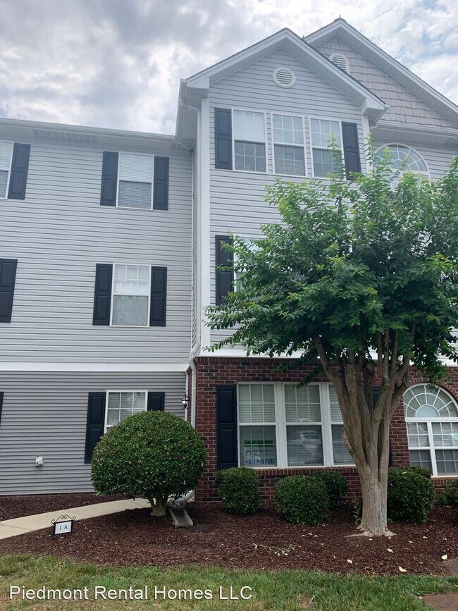 Foto del edificio - 2 br, 2 bath House - 3702 Cotswold Ter Uni...