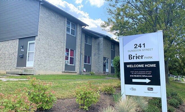 Photo du bâtiment - Brier Park Townhomes