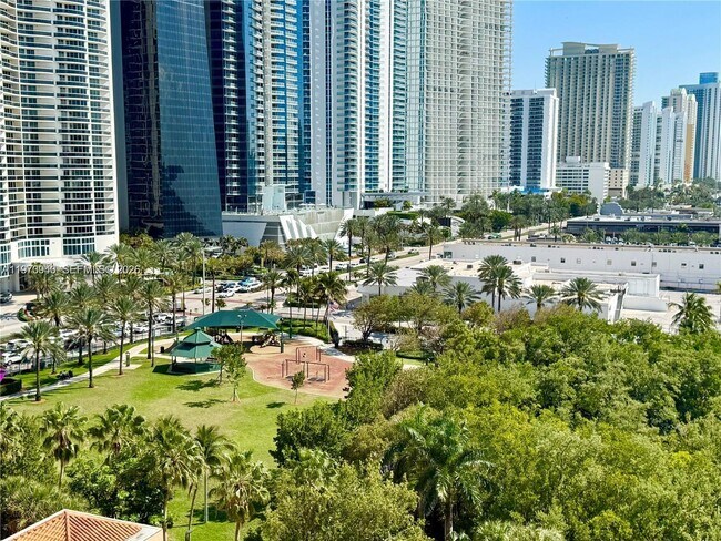 Foto del edificio - 210 174th St