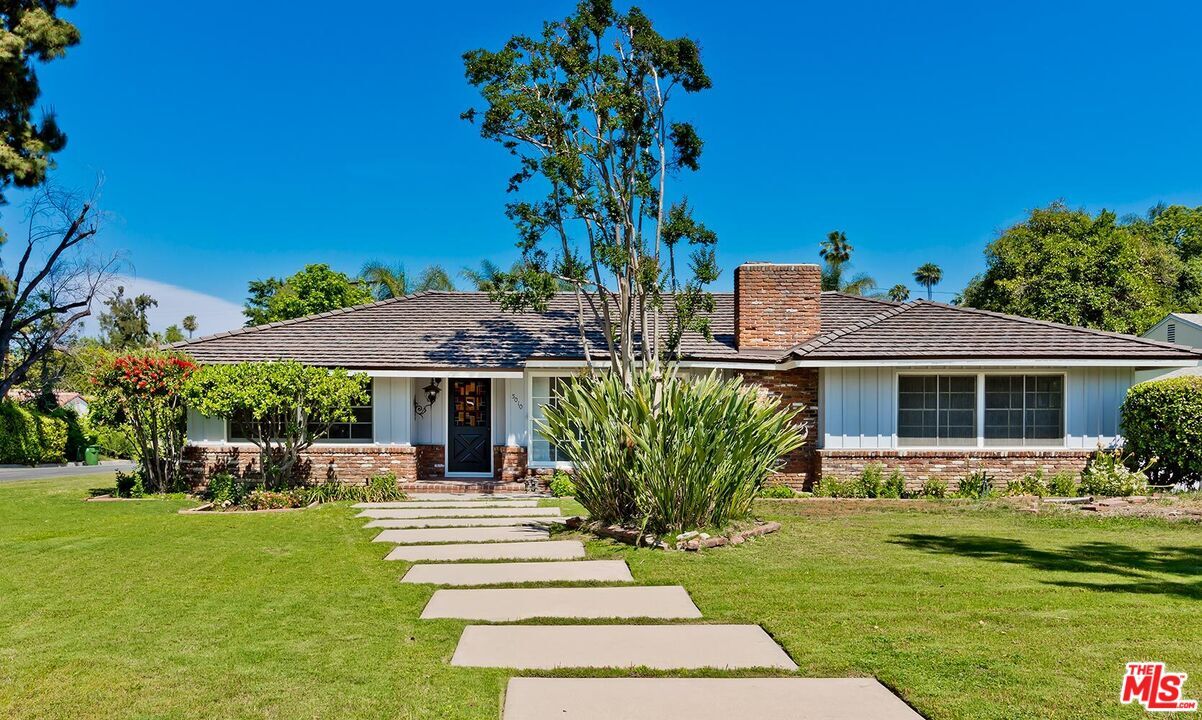 Primary Photo - 5010 Libbit Ave
