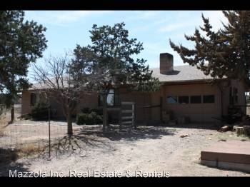 Primary Photo - 7 Dinkle Rd