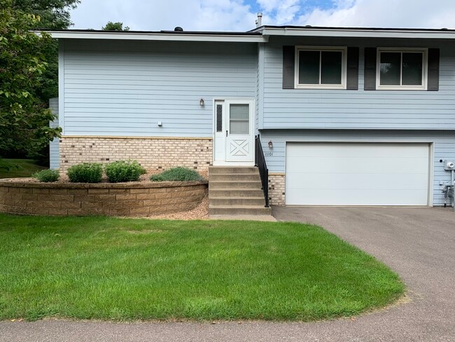 Building Photo - 11101 Vessey Cir