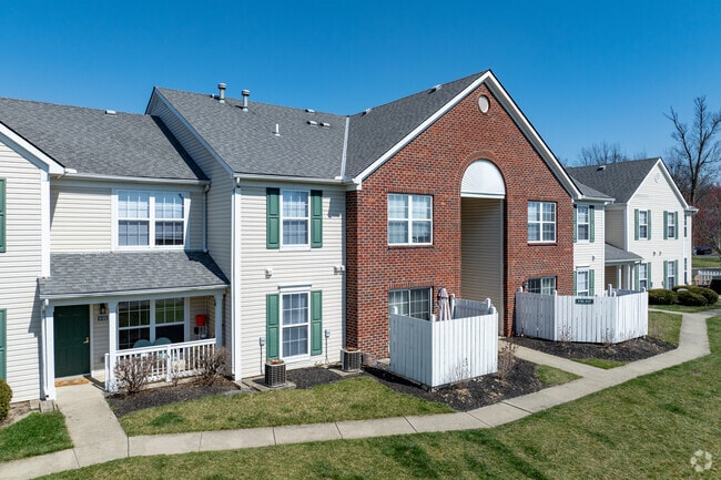 Building Photo - The Ridge at Chestnut Hill