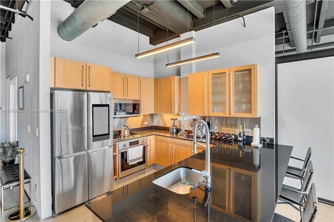 Foto del edificio - 8101 Biscayne Blvd