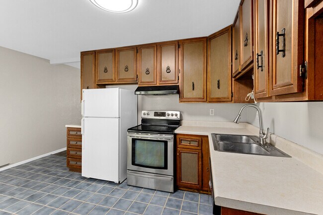 Building Photo - 6712 N Terra Vista
