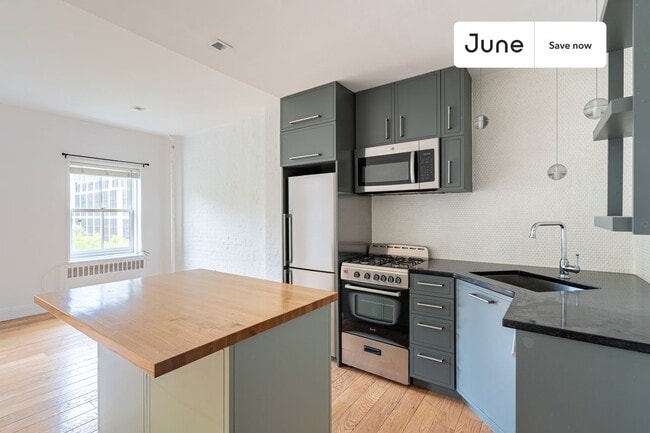 Photo - 491 W 22nd St Apartment