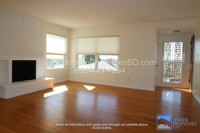 Building Photo - 3BR/2BA BEAUTIFUL HOUSE W/ 2 CAR GARAGE, W...