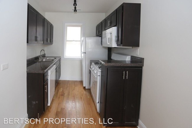 Foto del edificio - 4705-4707 N Troy St