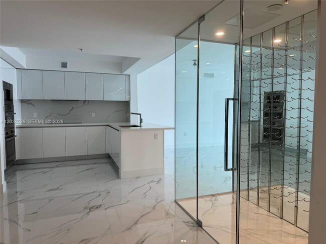 Building Photo - 330 Sunny Isles Blvd