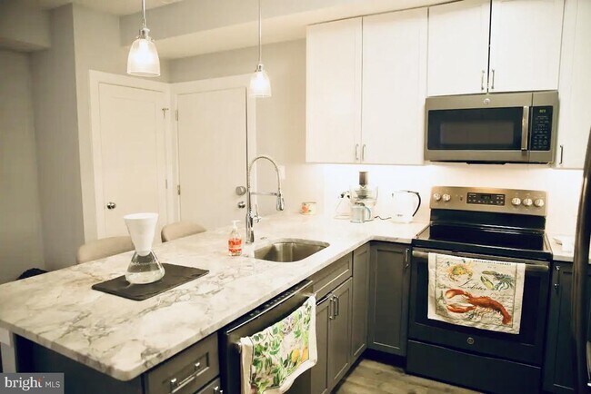 Foto del edificio - 1340 Nicholson St NW