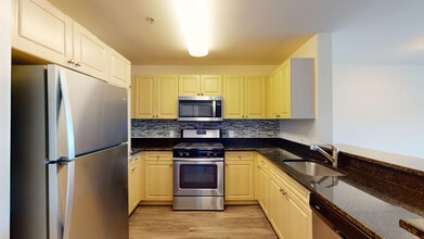 Interior Photo - Inwood West