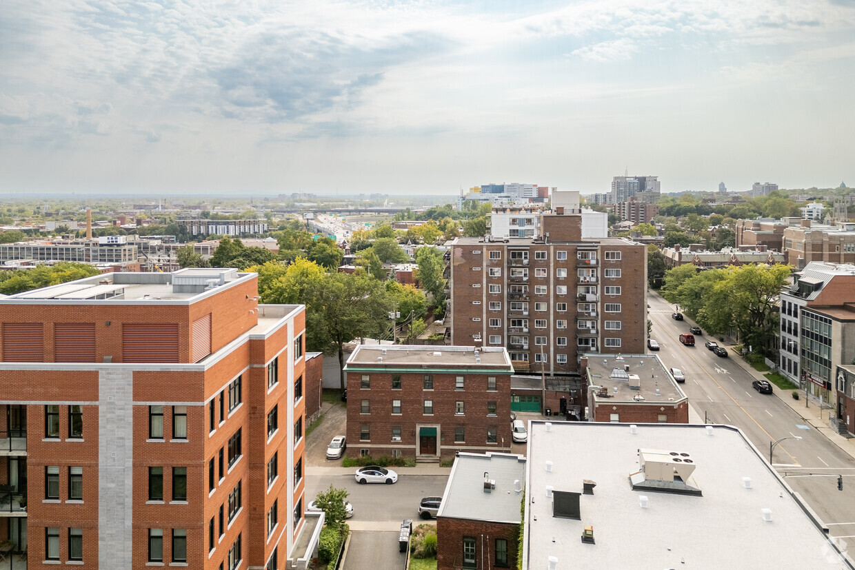 Aerial Photo - 168 Av Metcalfe