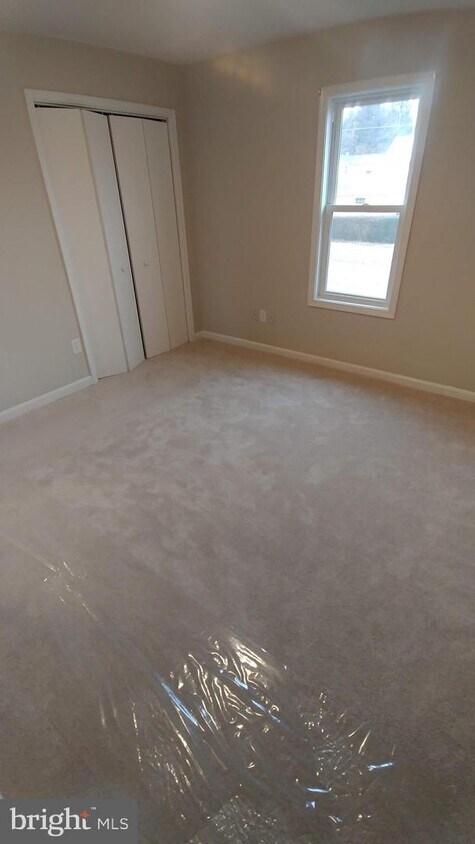 Foto principal - 7239 3rd St