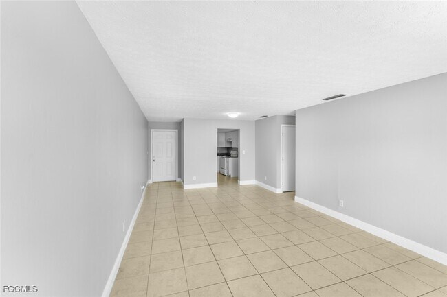 Foto del edificio - 2935 SE 15th Pl