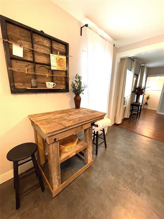 Foto del edificio - 4705 Park Dr