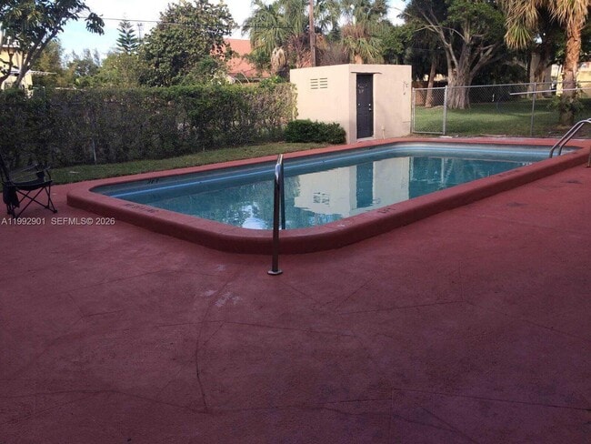 Foto del edificio - 265 SW 7th St