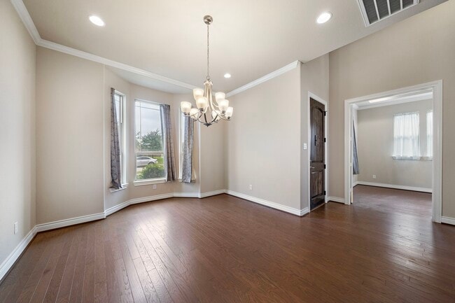 Building Photo - 8530 San Juanico St